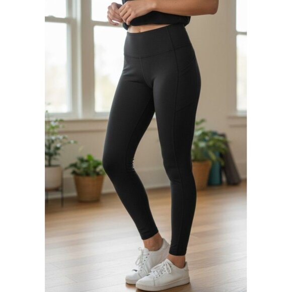 GapFit GFast Black Leggings For Women Size M 27” inseam - Picture 1 of 5